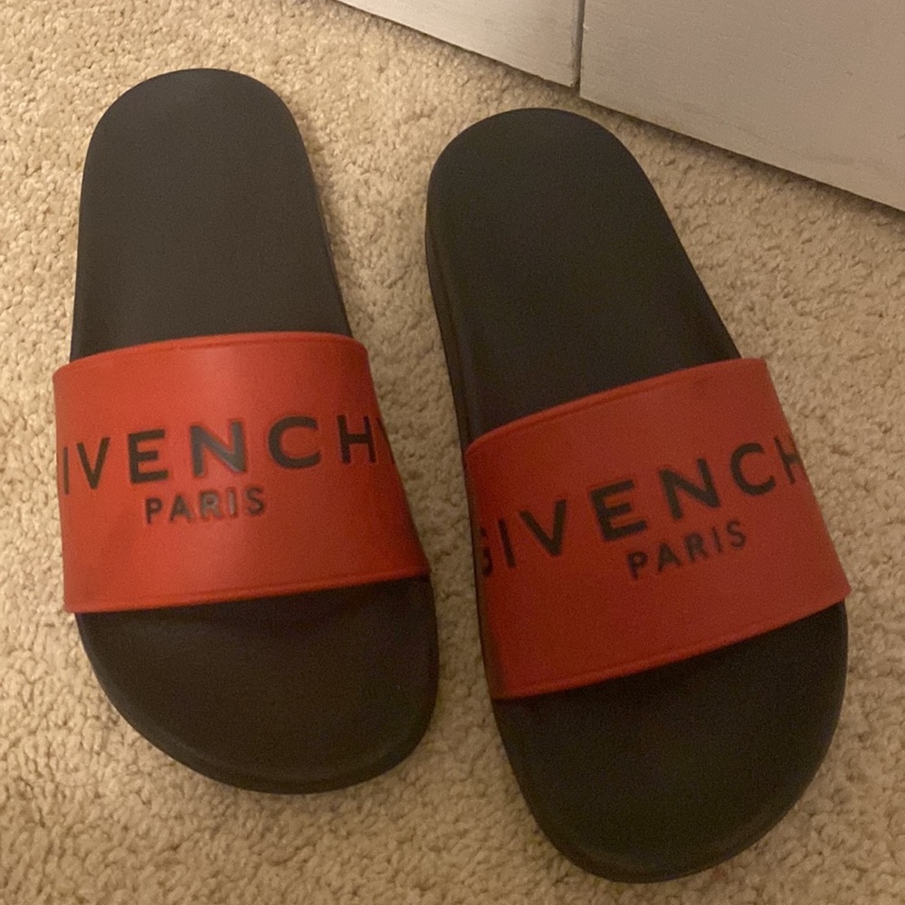 Authentic Givenchy slides - Picture 2 of 4